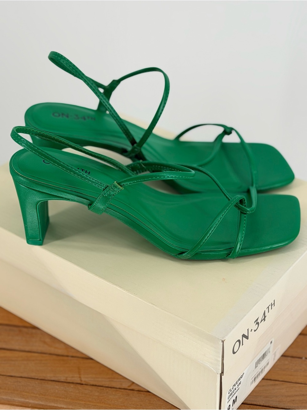 New on 34th Women’s Green Strappy Block Heel Sandals 9M - Picture 2 of 5